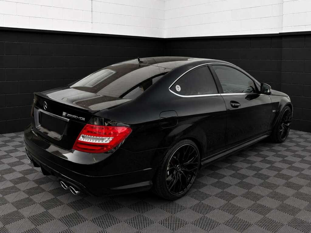 Mercedes-Benz C Class C180 K Avantgarde Se Silver #2