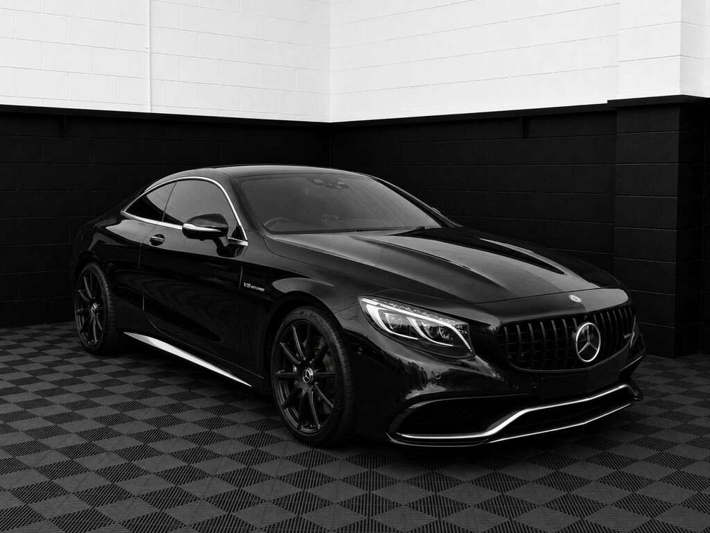 Mercedes-Benz S Class 5.5 Amg S 63 Black