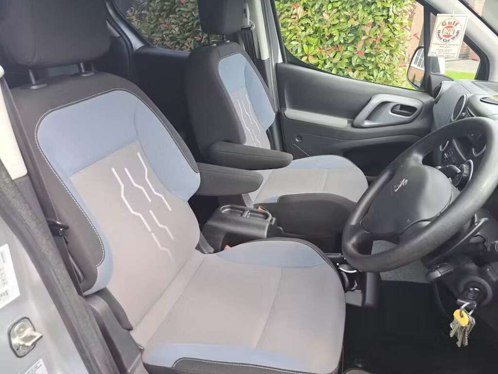 Peugeot Partner Tepee 1.6 Partner Tepee S Hdi Ss Silver #6