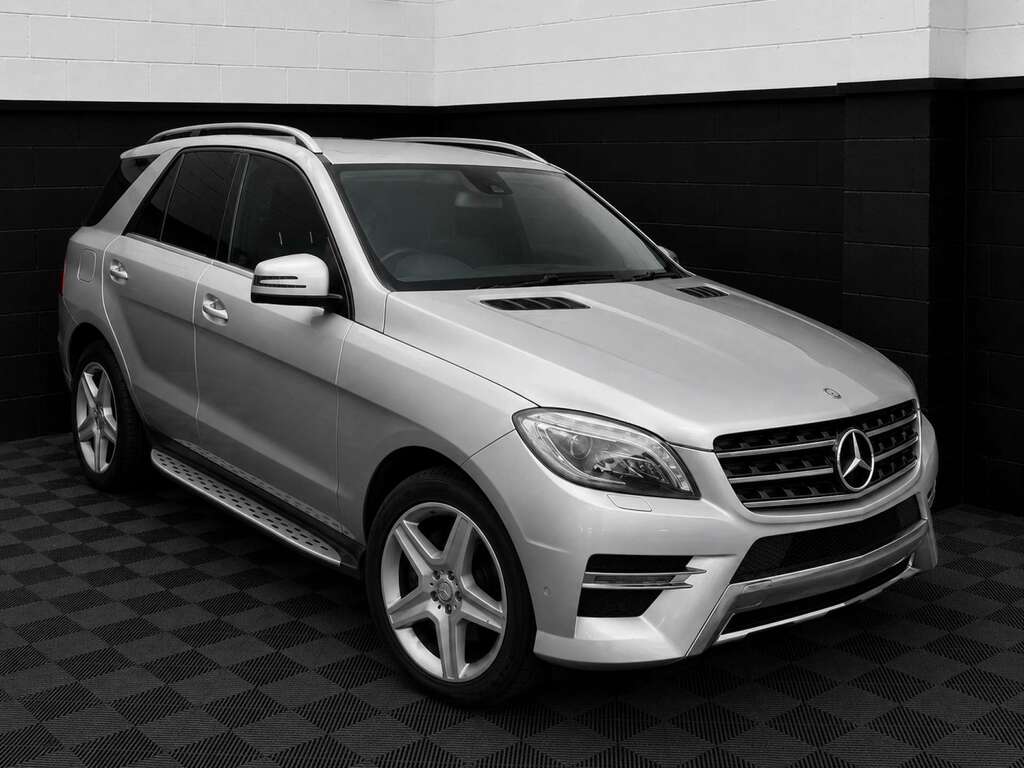 Mercedes-Benz M Class 2.1 Ml250 Amg Line Bluetec 4Wd Silver