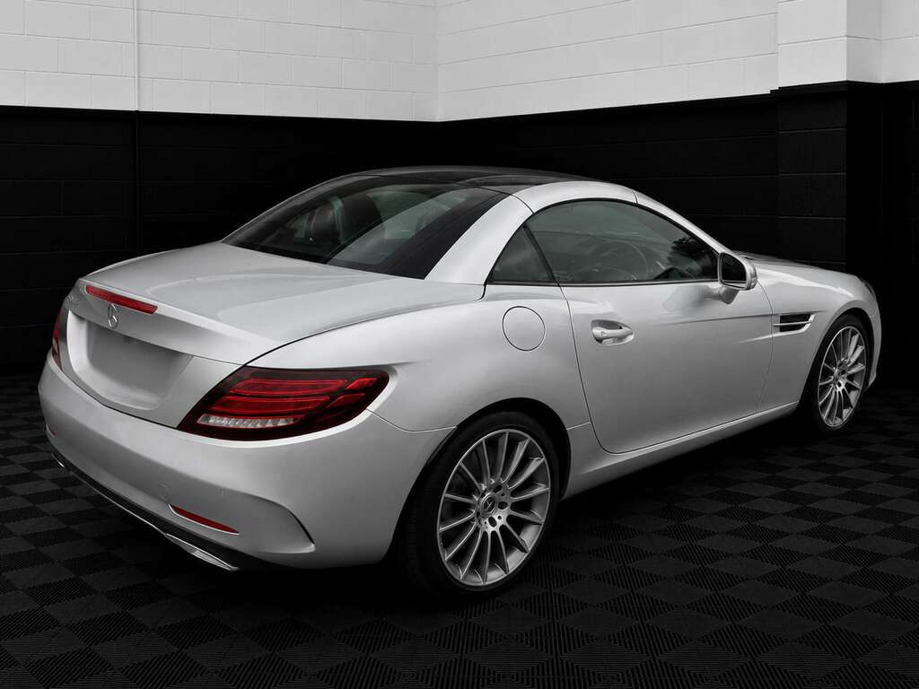 Mercedes-Benz SLC 2.1 Slc 250 D Amg Line Silver #2