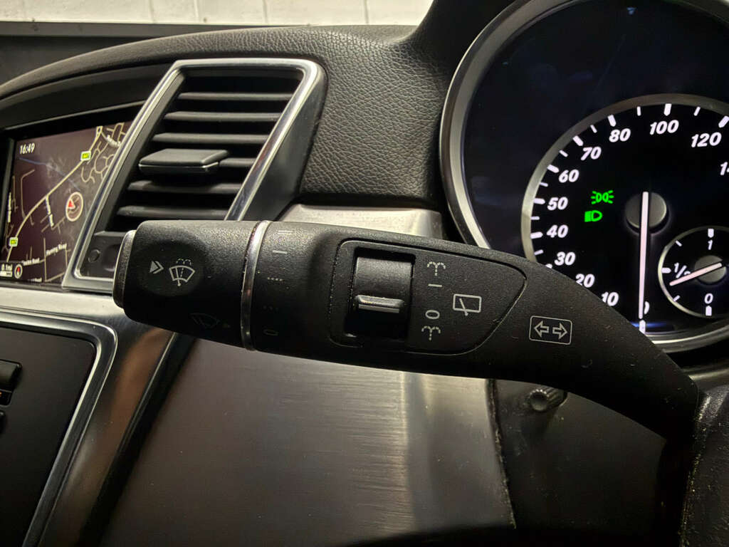 Mercedes-Benz M Class Ml250 Bluetec Amg #21