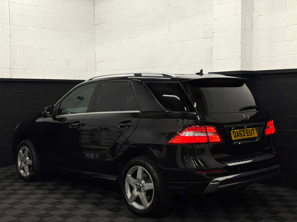 Mercedes-Benz M Class 2.1 Ml250 Amg Sport Bluetec 4Wd Black #4