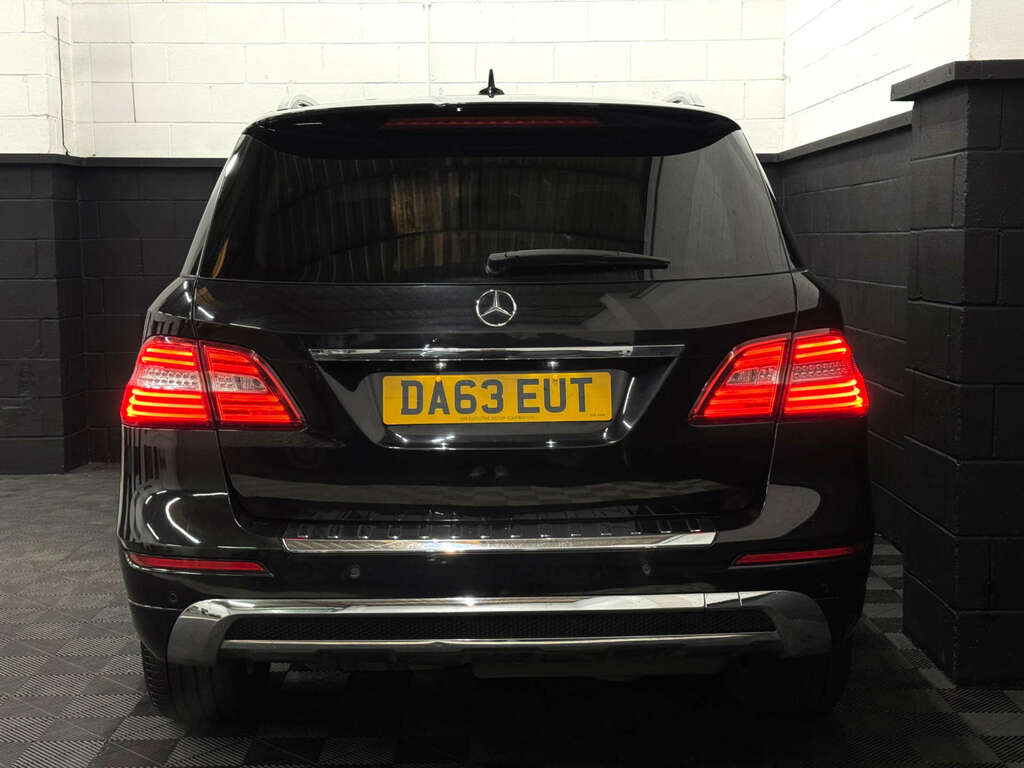 Mercedes-Benz M Class 2.1 Ml250 Amg Sport Bluetec 4Wd Black #3