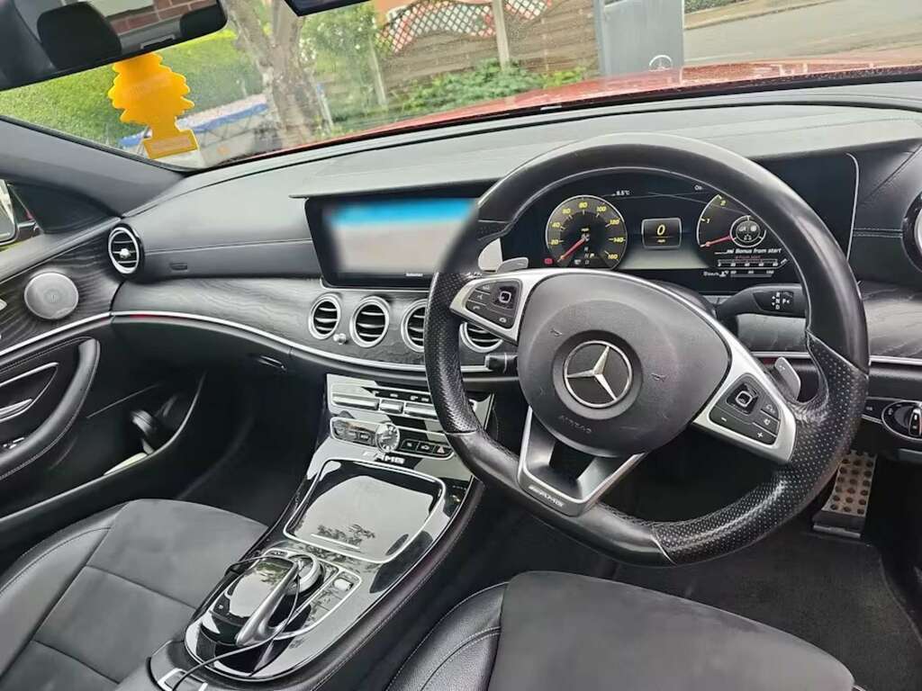 Mercedes-Benz E Class 2.0 E 220 D Amg Line Premium Red #4