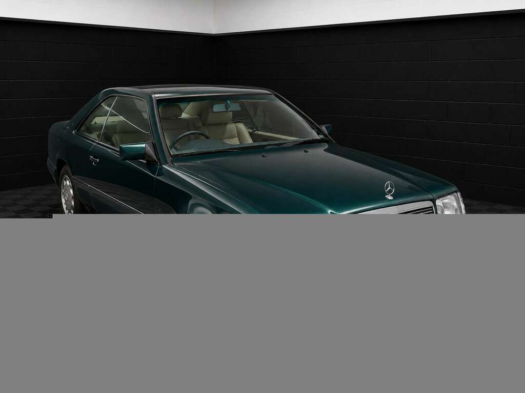 Mercedes-Benz E Class 2.2 E220 Green