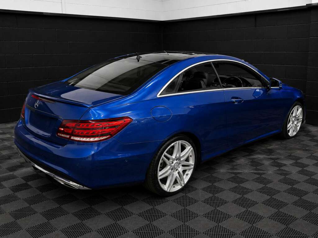 Mercedes-Benz E Class 2.1 E 220 Amg Line Edition Premium D Blue