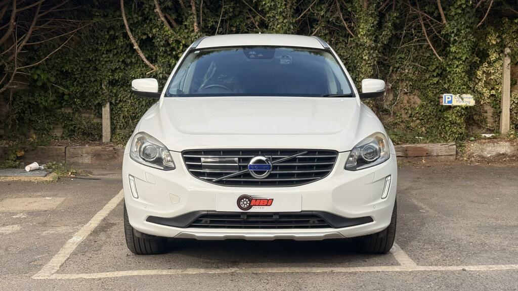 Volvo XC60 2.0 T5 Se Nav Suv Euro 6 S S 24 White #2