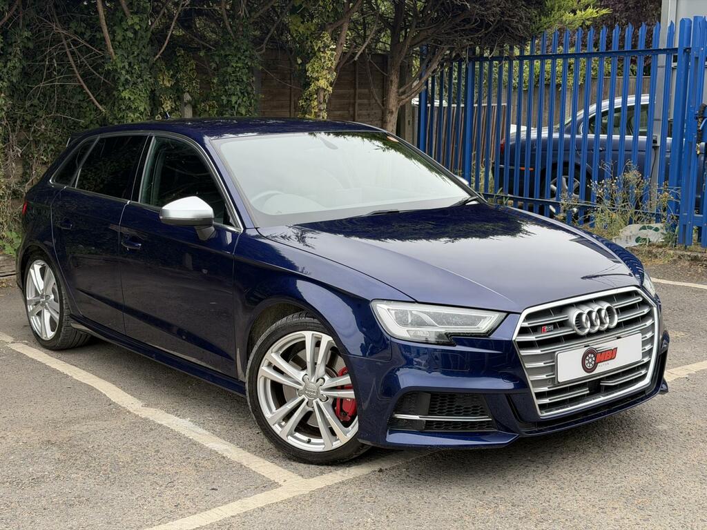 Audi S3 2.0 Tfsi Black Edition Sportback S Tron Blue