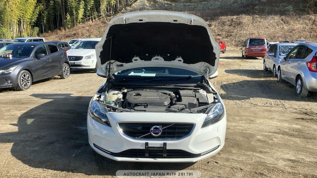 Volvo V40 1.6 T4 Se Nav Hatchback Powershift Euro White #6
