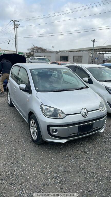 Volkswagen Up High Up Silver