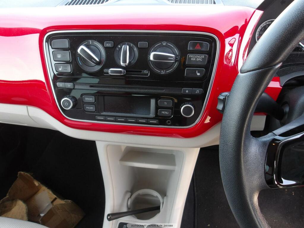 Volkswagen Up High Up Red #5