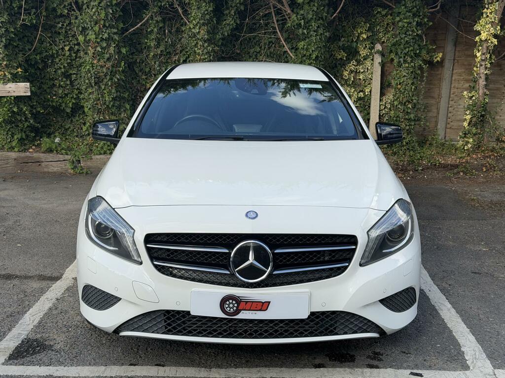 Mercedes-Benz A Class 1.6 A180 Amg Line Premium Hatchback 7 White #4