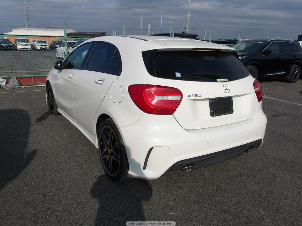 Mercedes-Benz A Class 1.6 A180 Sport Premium Hatchback 7G-d White #4