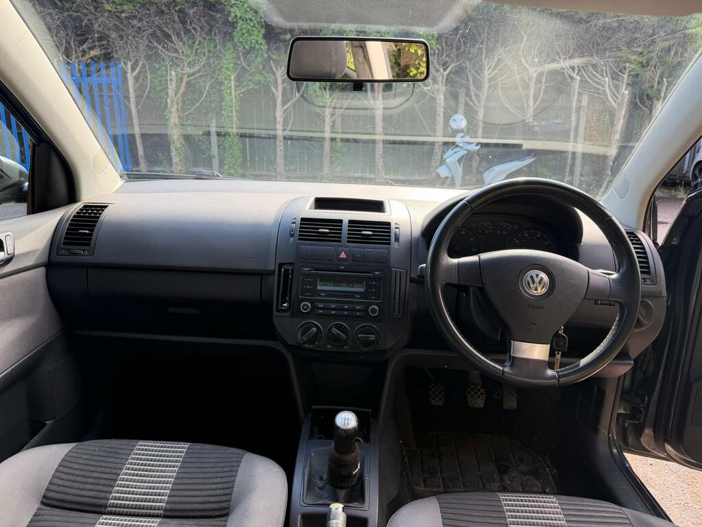 Volkswagen Polo E Silver #17
