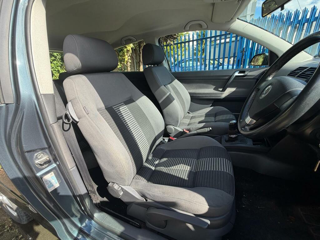 Volkswagen Polo E Silver #15