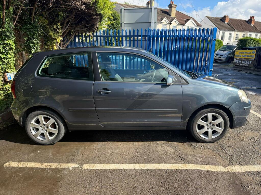 Volkswagen Polo E Silver #8