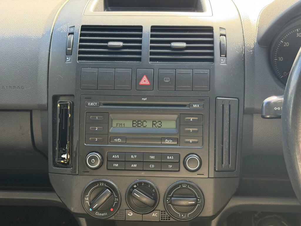 Volkswagen Polo E Silver #32