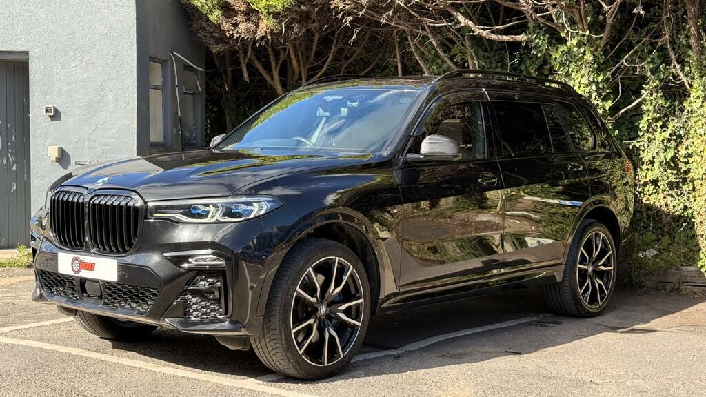 BMW X7 M Sport Black #6