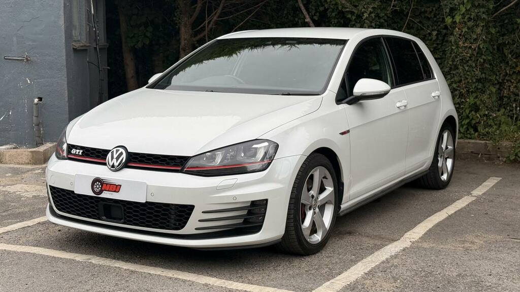 Volkswagen Golf 2.0 Tsi Bluemotion Tech Gti Hatchback D White #4