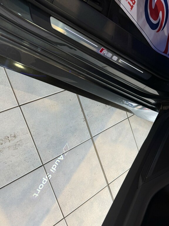 Audi RS6 Avant 4L Launch Edition Grey #22