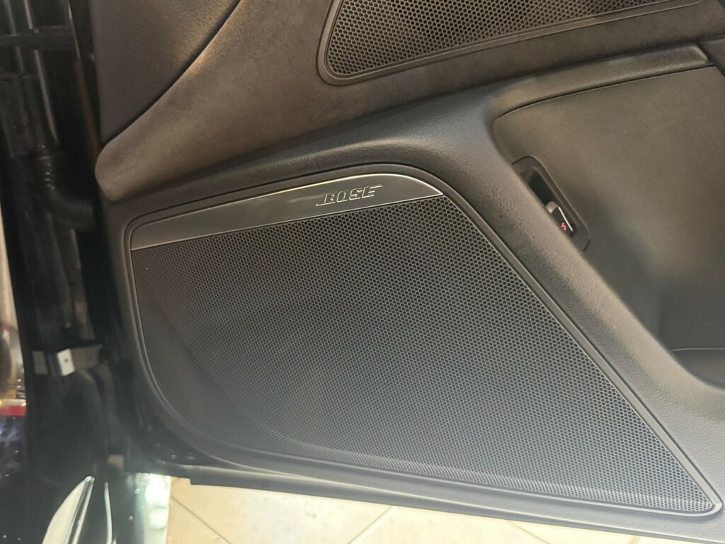 Audi RS6 Avant 4L Null Black #41