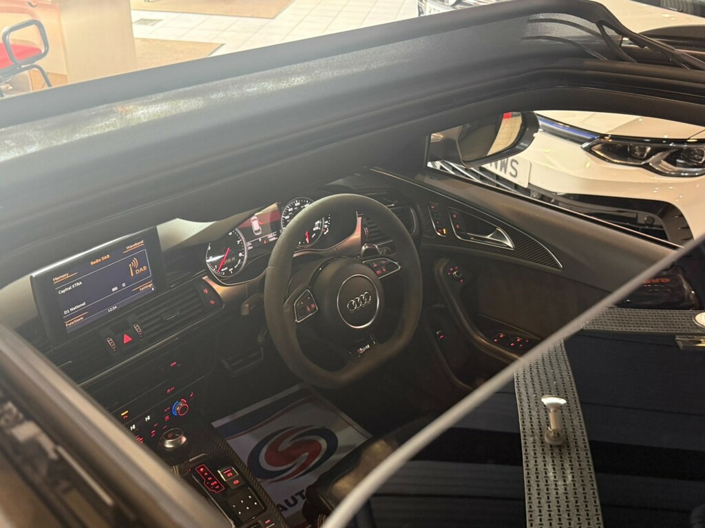 Audi RS6 Avant 4L Null Black #19