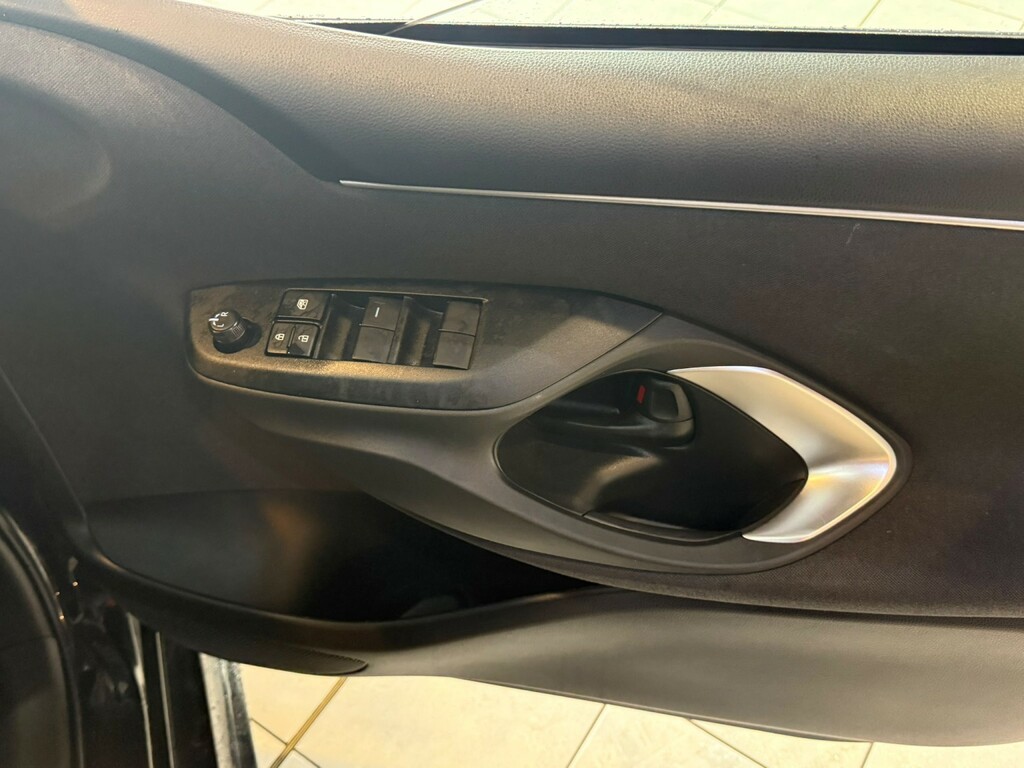 Mazda 2 2 - Grey #24