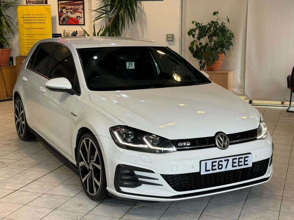 Volkswagen Golf Hatchback 2.0 Tdi Bluemotion Tech Gtd 201867 LE67EEE White #3