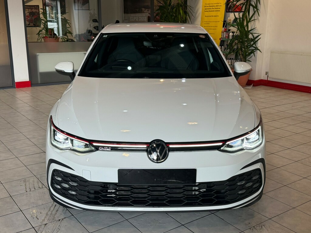 Volkswagen Golf Hatchback 202626 FJ22EOO White #4
