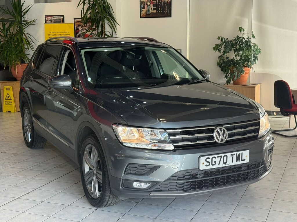 Volkswagen Tiguan Allspace Suv 1.5 Tsi Evo Match 202070 Grey #2