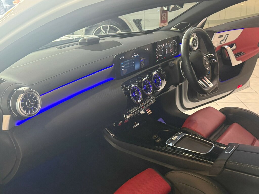 Mercedes-Benz Cle 220D Amg Line Premium 9G-tronic Silver #24