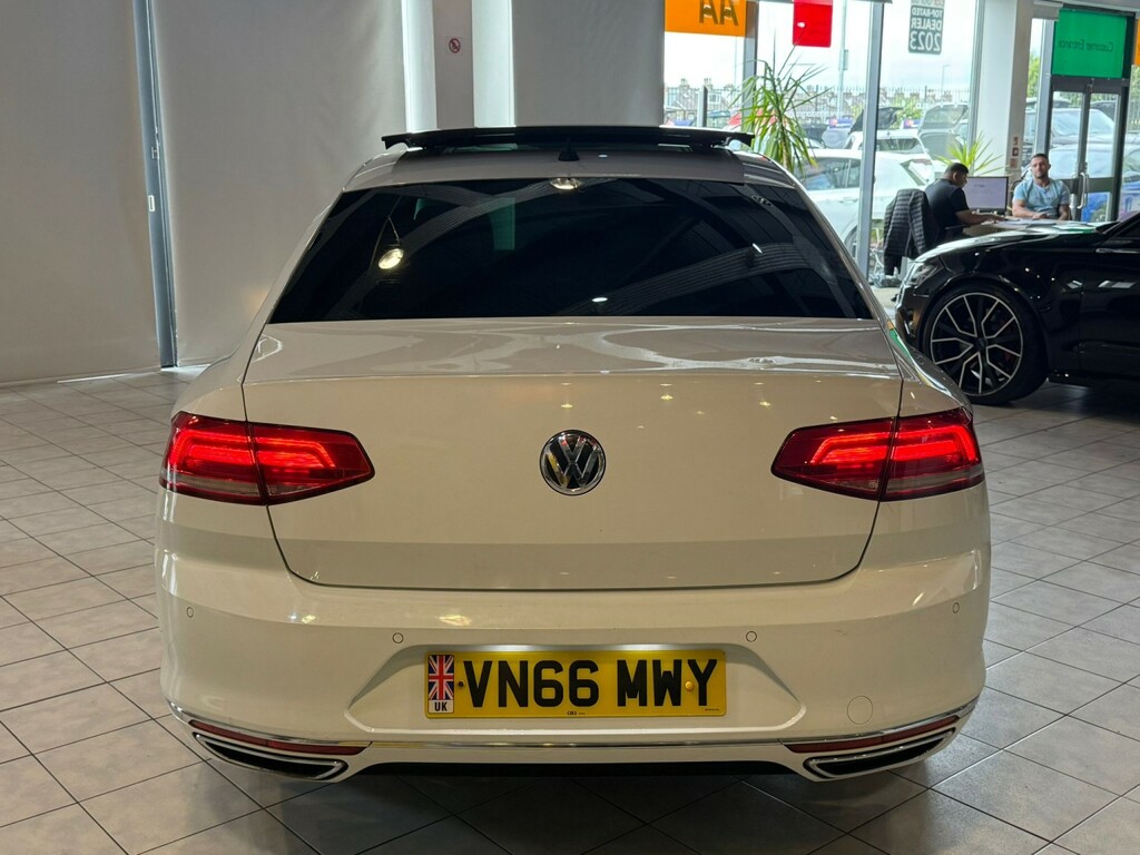 Volkswagen Passat 1.6 Tdi Bluemotion White #8