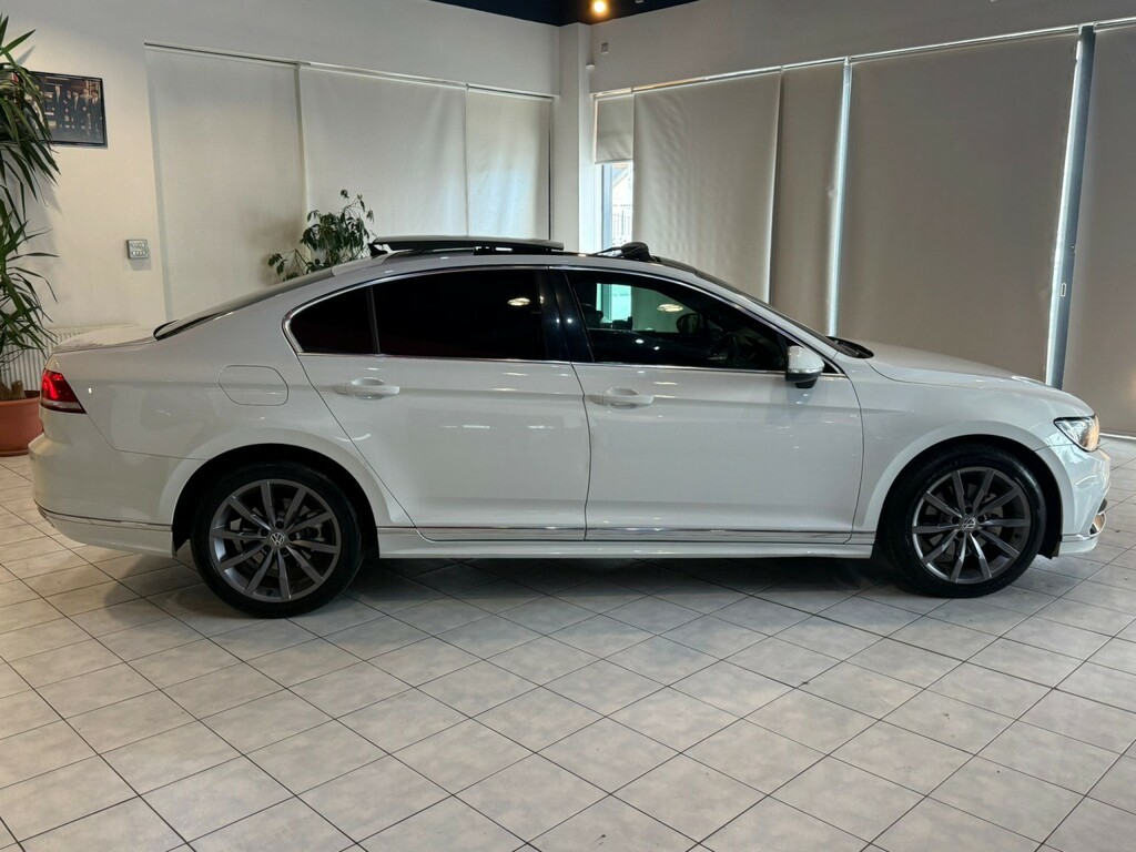 Volkswagen Passat 1.6 Tdi Bluemotion White #11
