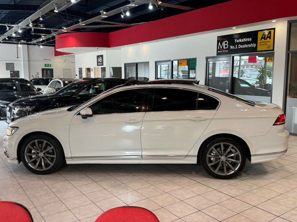 Volkswagen Passat 2.0 Tdi Bluemotion Tech R-line White #6