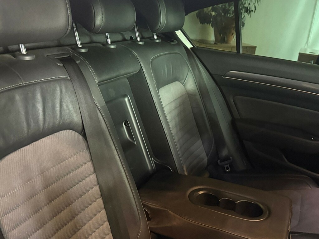 Volkswagen Passat 1.6 Tdi Bluemotion White #15