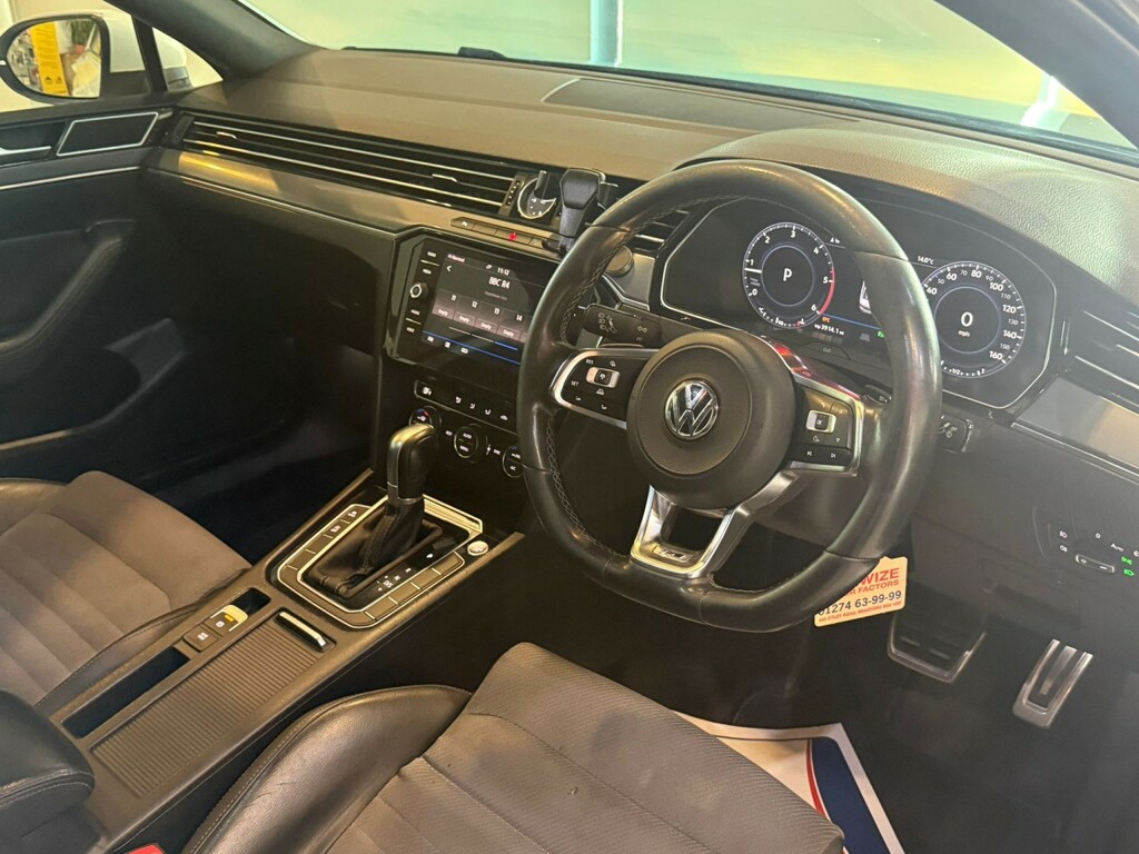 Volkswagen Passat 1.6 Tdi Bluemotion White #18