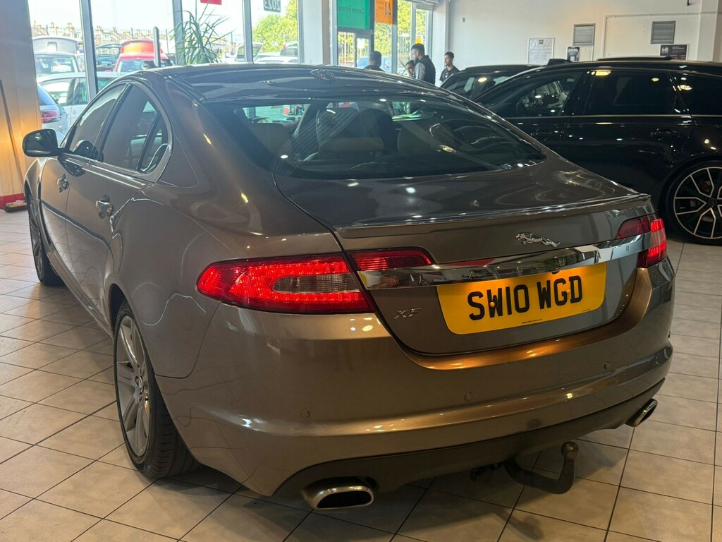 Jaguar XF 3.0 V6 Luxury 240 Bhp Grey #7