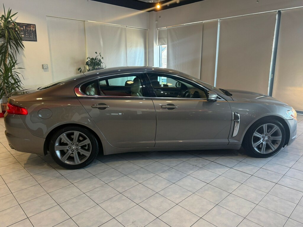 Jaguar XF 3.0 V6 Luxury 240 Bhp Grey #12