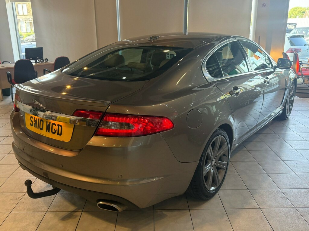 Jaguar XF 3.0 V6 Luxury 240 Bhp Grey #11