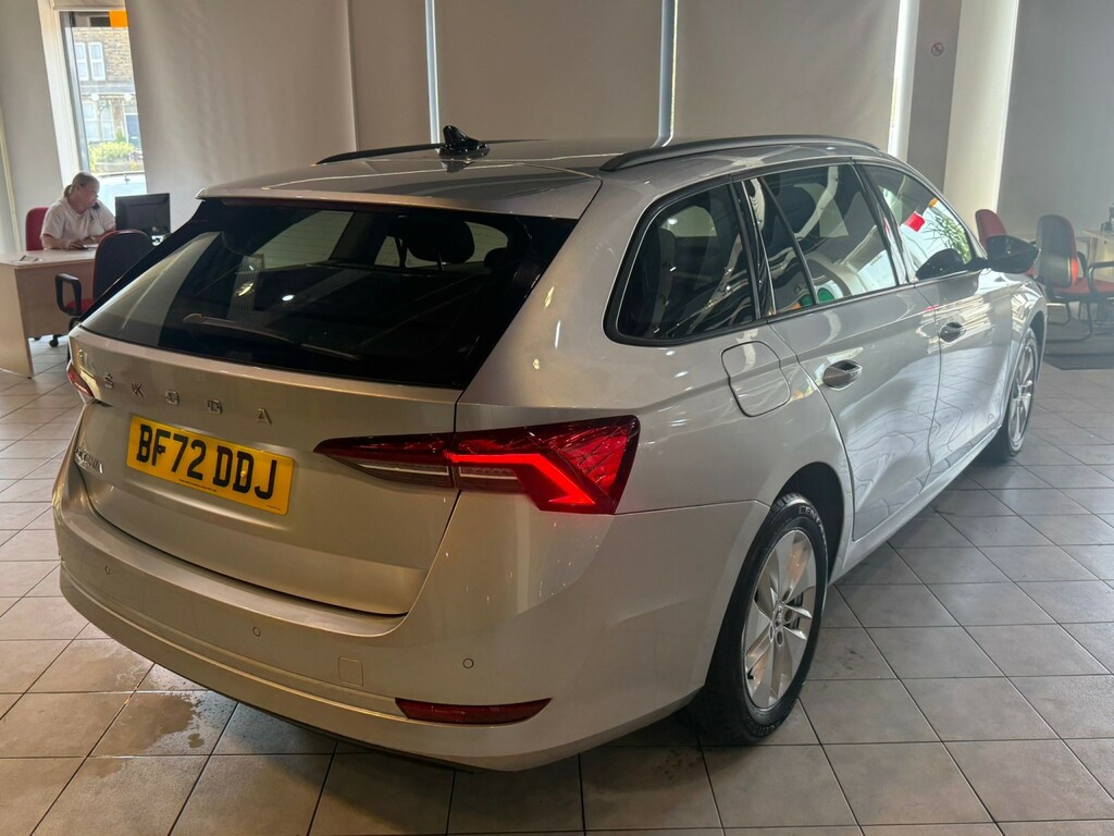 Skoda Octavia 2022 1.5 Tsi Se L Black #10