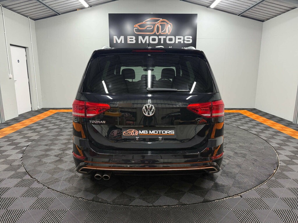 Volkswagen Touran R-line Tsi Bluemotion Technology SJ18XOP Black #6