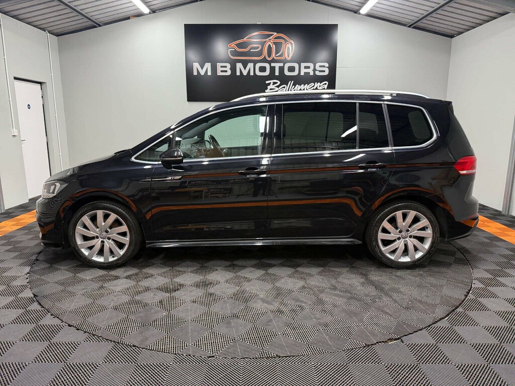 Volkswagen Touran R-line Tsi Bluemotion Technology SJ18XOP Black #4