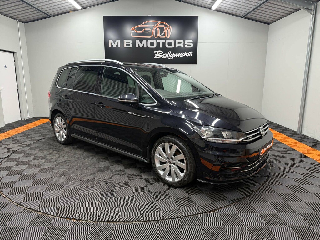 Volkswagen Touran R-line Tsi Bluemotion Technology Black