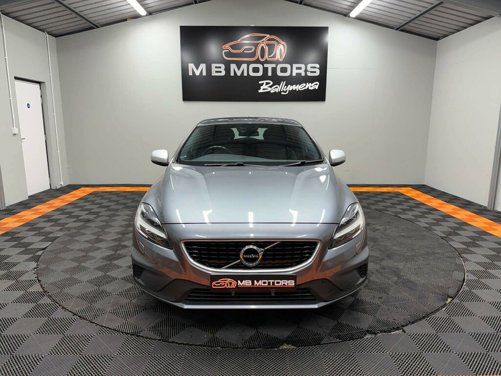 Volvo V40 R-design T3 BC68YWT #2