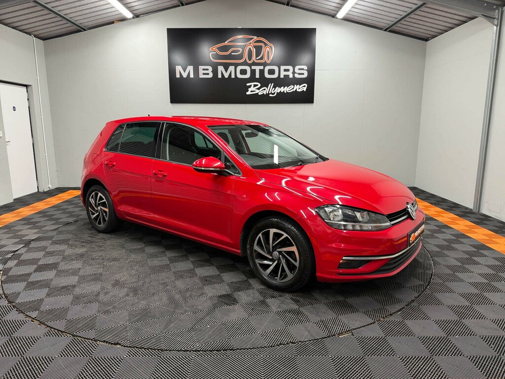 Volkswagen Golf Match Tsi SH19GHK Red