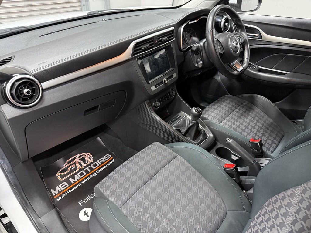 MG ZS 1.5 Vti-tech Excite Euro 6 Ss Red #18
