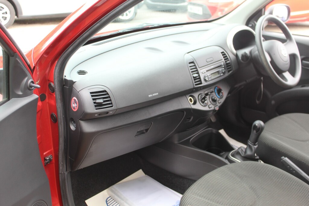 Nissan Micra 1.2 16V Acenta Red #13