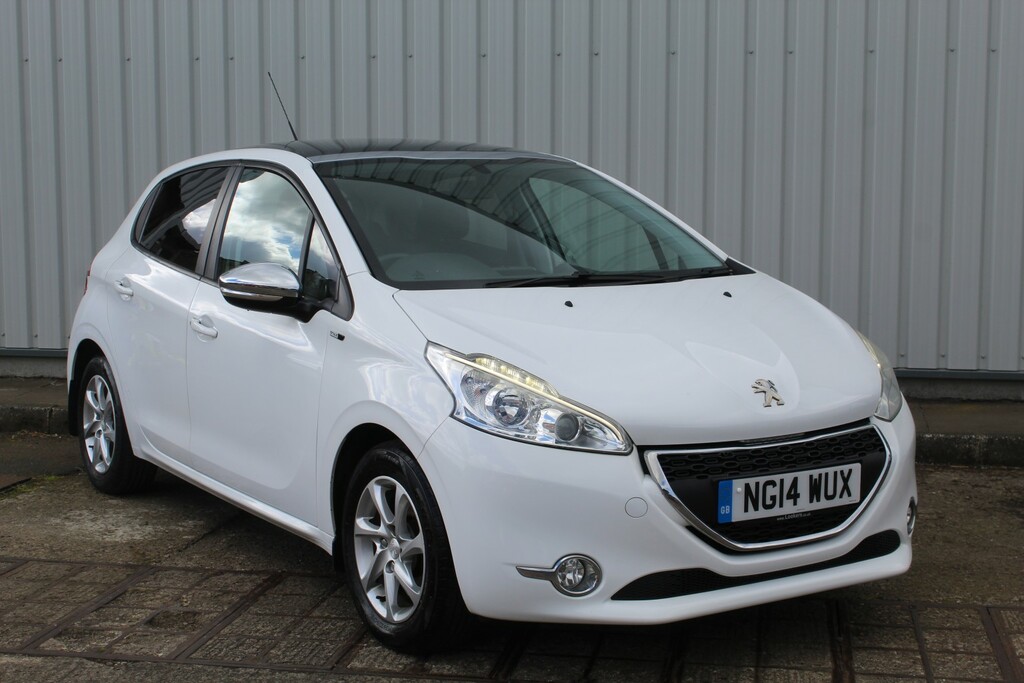Peugeot 208 Hatchback 1.2 Vti Style 2014 NG14WUX White #6