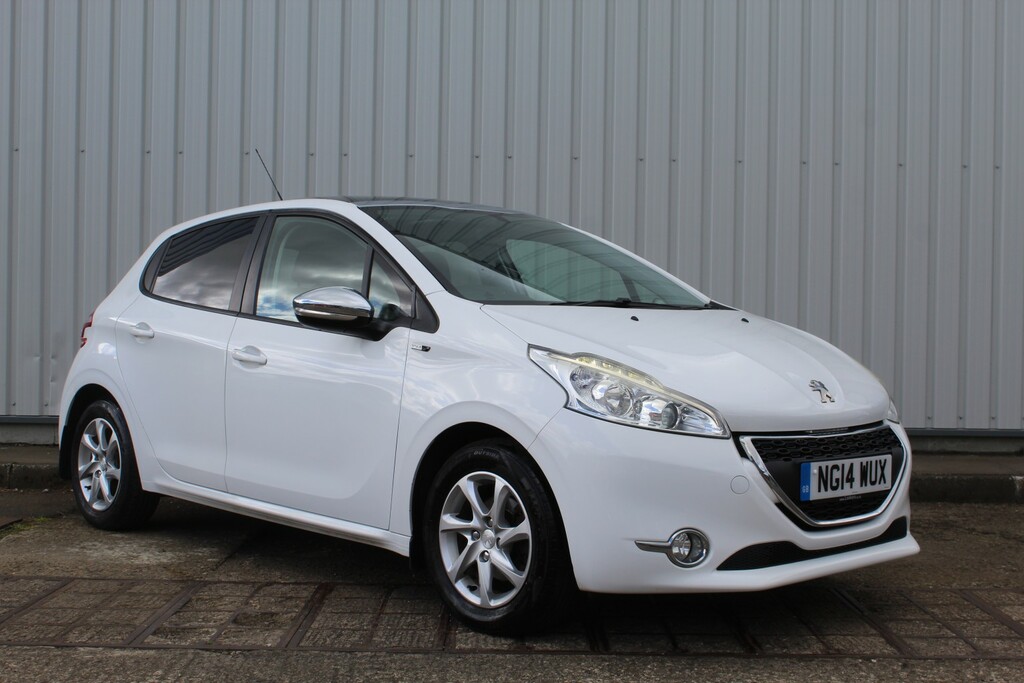 Peugeot 208 Hatchback 1.2 Vti Style 2014 NG14WUX White #2